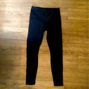 NWOT Yogalicious leggings